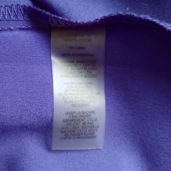 Milano Purple Blouse Rectangular Buttons Lightweight Vee Neck L - Picture 10 of 10